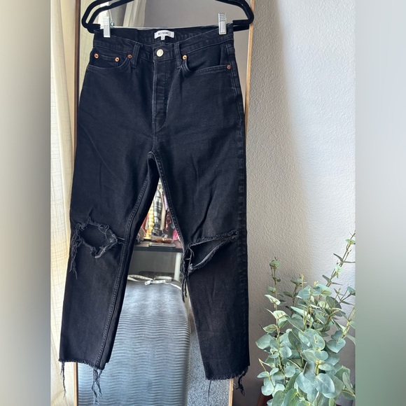 Re/Done 90'S High Rise Ankle Crop In Jet Black With Rips - Picture 2 of 8